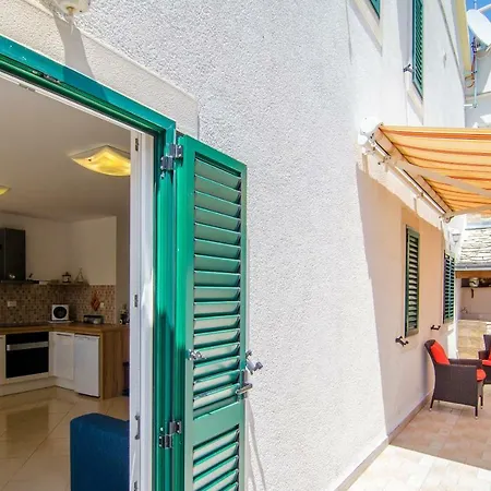Apartman Sinisa *
