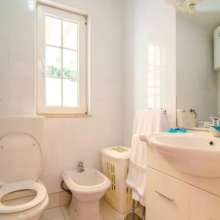 Apartman Sinisa *
