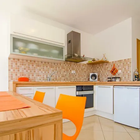 Apartman Sinisa * 스프리트스카