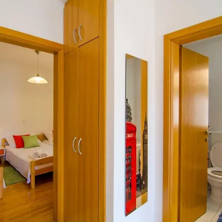 아파트 Apartman Sinisa 스프리트스카