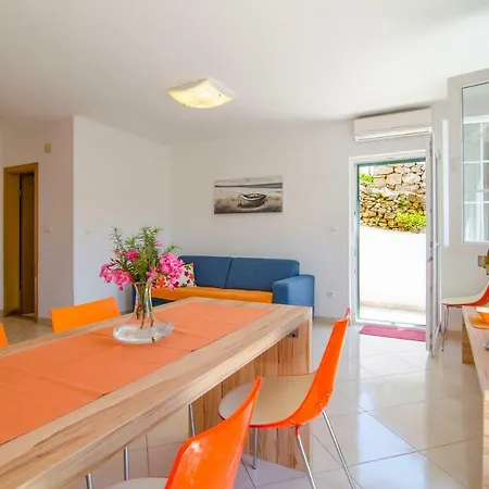 Apartman Sinisa 스프리트스카