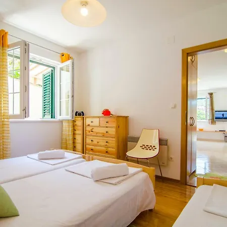 Apartman Sinisa ספליטסקה